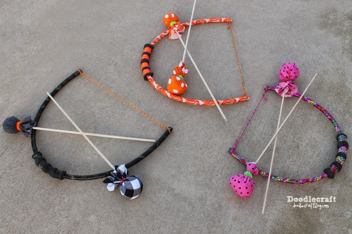 DIY Bow And Arrow For Kids
 Hula Hoop Bows and Padded Arrows