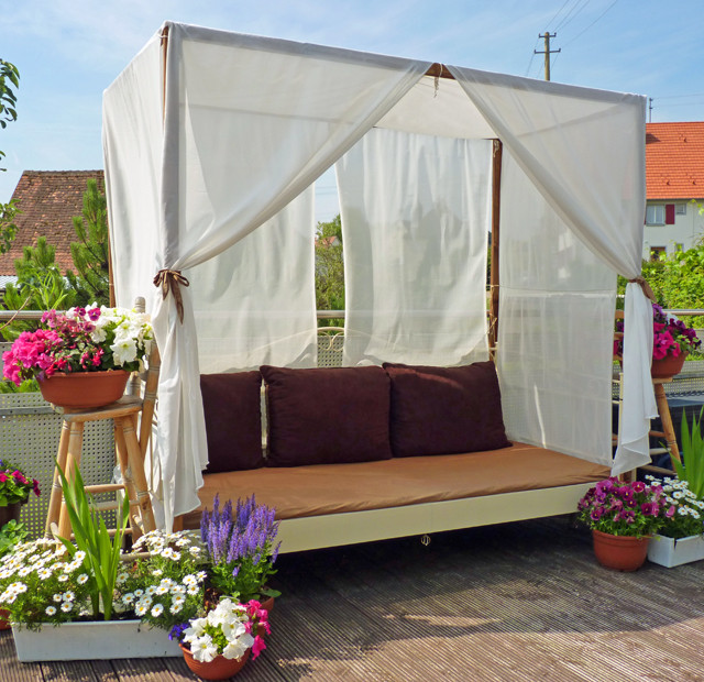 DIY Canopy Outdoor
 DIY Canopy Bed outdoor