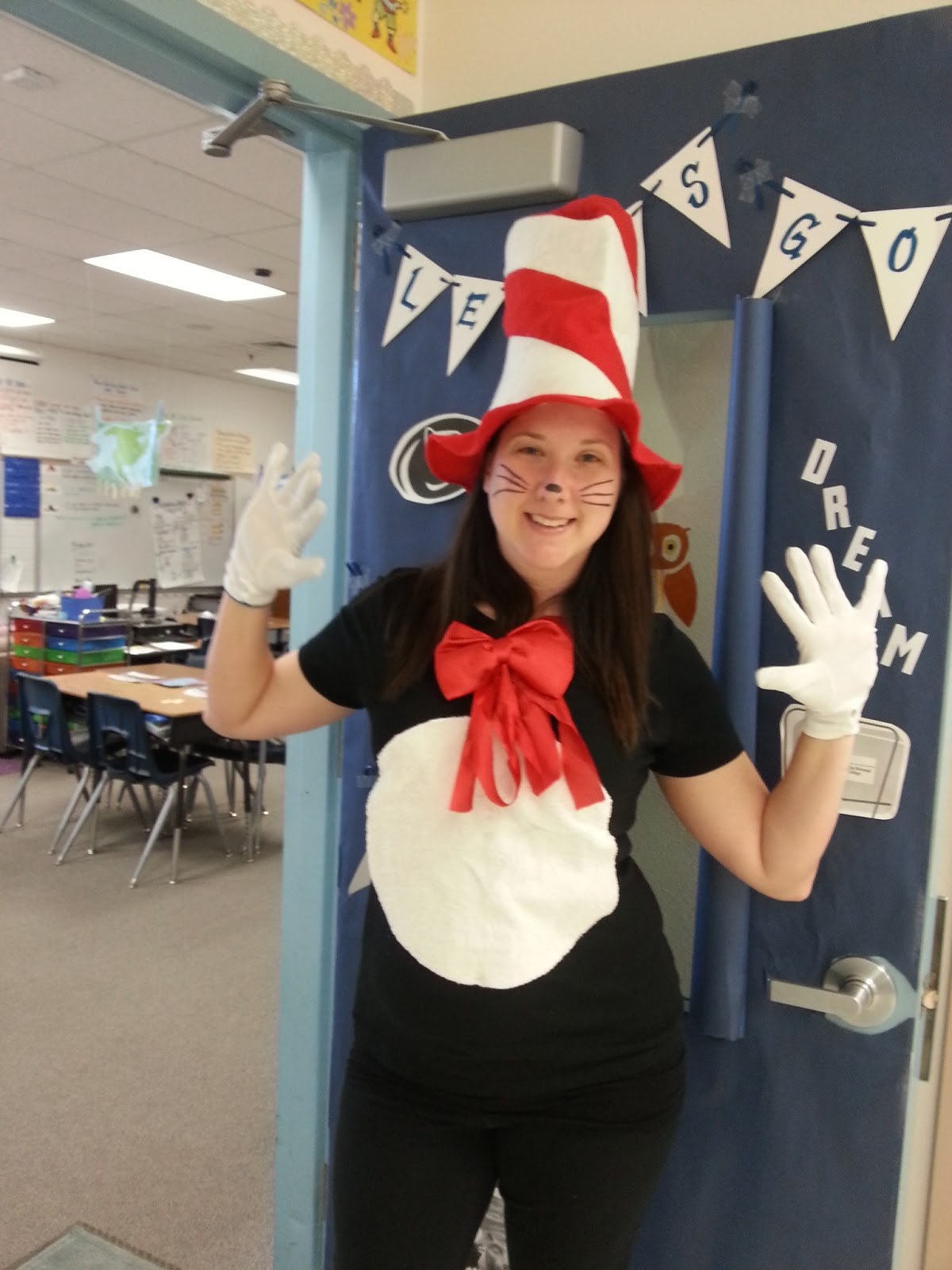 DIY Cat In The Hat Costume
 Well Michelle Reading Week Costume Ideas