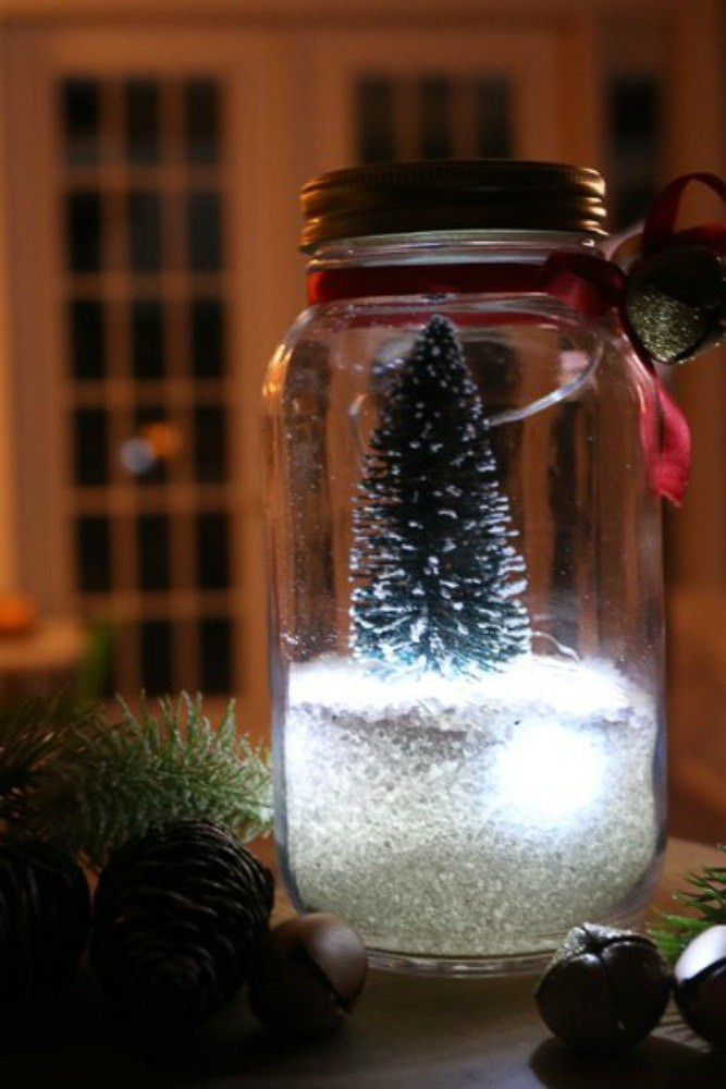 DIY Christmas Photos
 Make Your Porch Look Amazing With These DIY Christmas