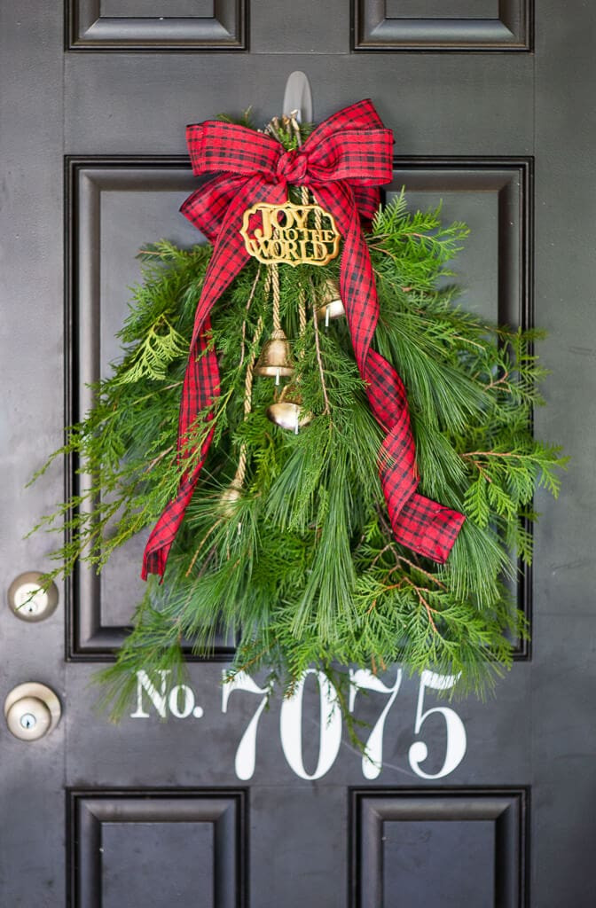 DIY Christmas Swag
 Evergreen Holiday Door Swag I Heart Nap Time