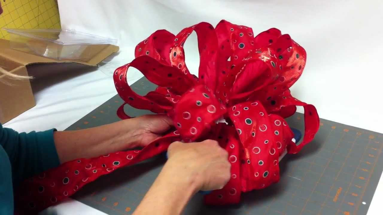 DIY Christmas Tree Bow
 How to Assemble Your Bow dacious Tree Topper PART 3