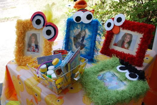 DIY Elmo Decorations
 Elmo & Sesame Street Birthday Party Ideas