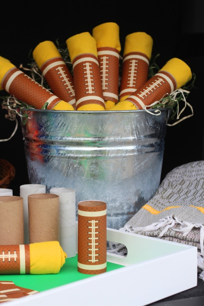DIY Football Party Decorations
 18 of the Best Super Bowl Party DIYs thegoodstuff