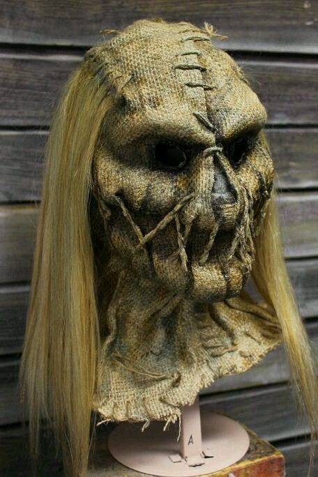 DIY Halloween Masks
 Source ultimatehalloweenmasks