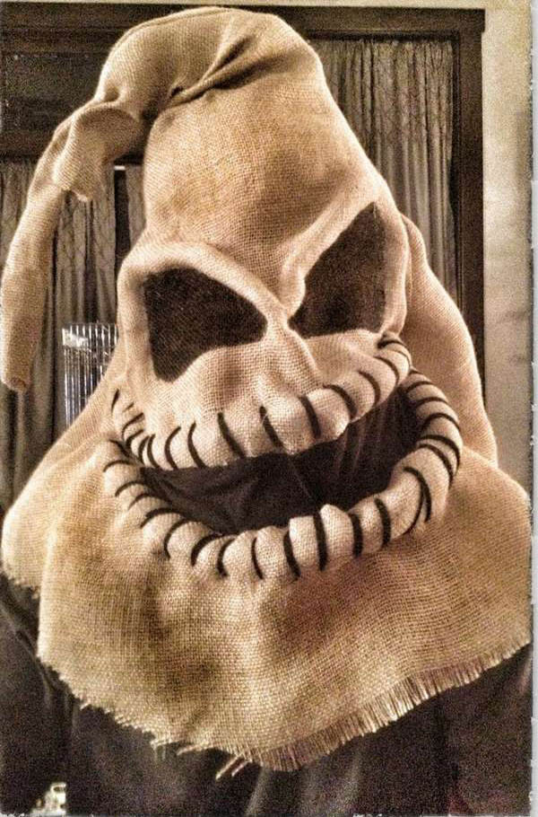 DIY Halloween Masks
 Creepy DIY Halloween Decorations For a Spooky Halloween