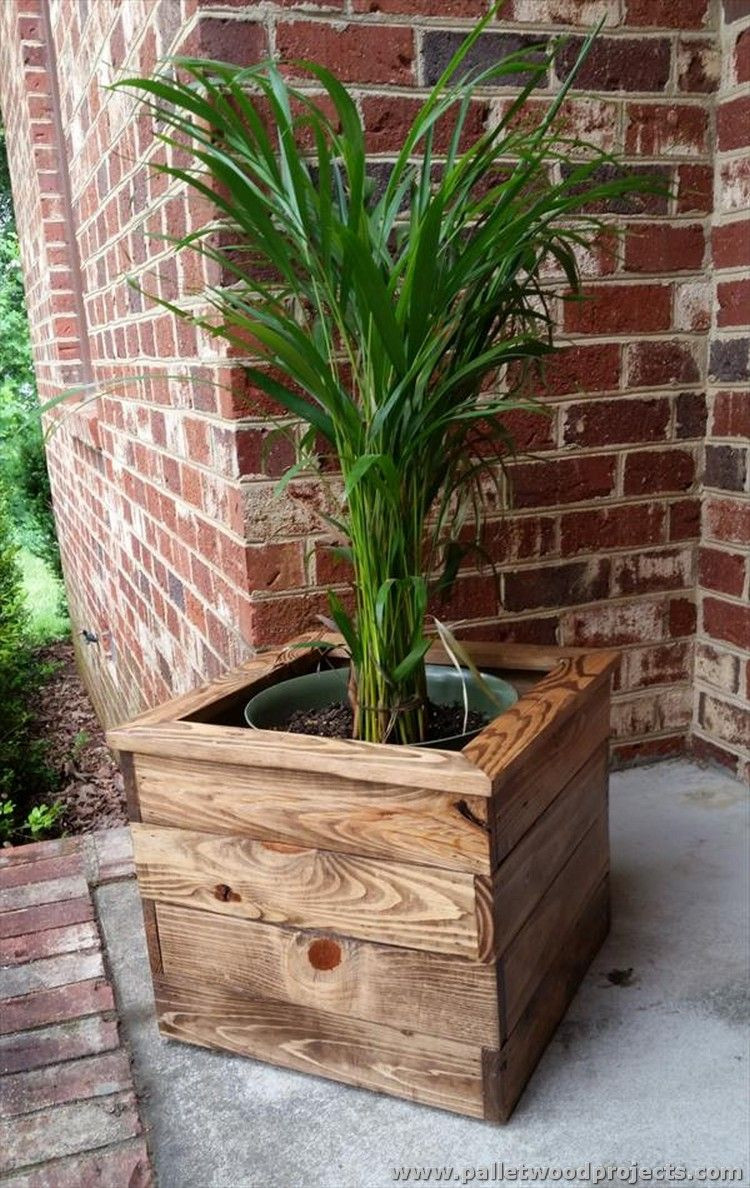 DIY Indoor Planter Box
 Pallet Planter Ideas Oasis