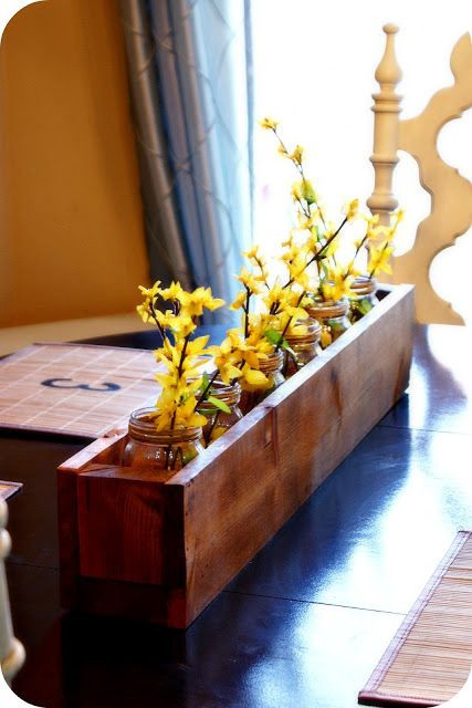 DIY Indoor Planter Box
 Wooden planter box center piece Super cute
