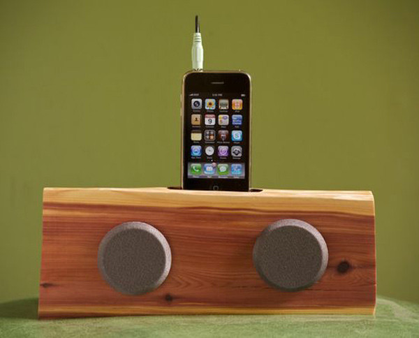 DIY Iphone Dock Wood
 Handmade Wooden iPhone iPod Dock