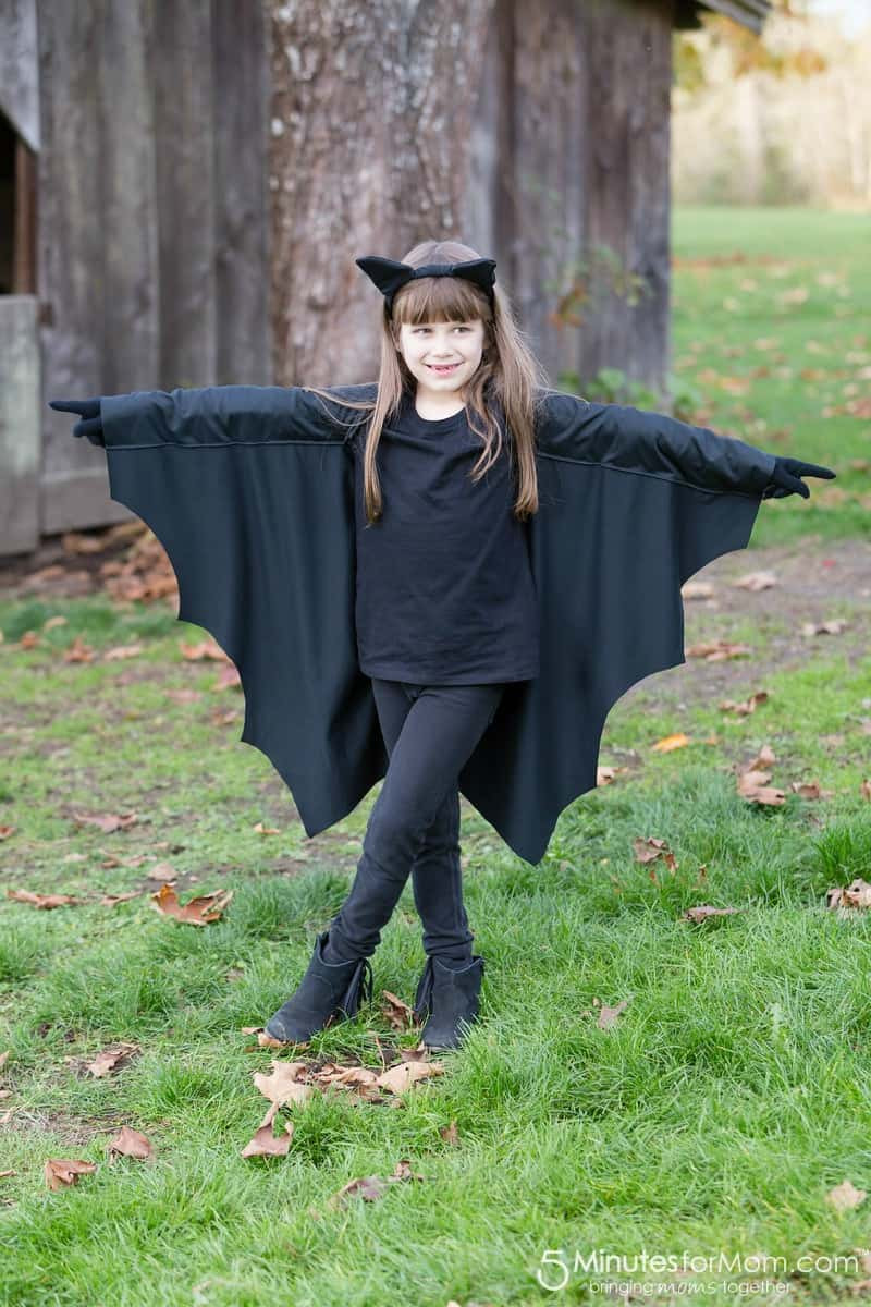 DIY Kids Bat Costume
 DIY Bat Costume 5 Minutes for Mom