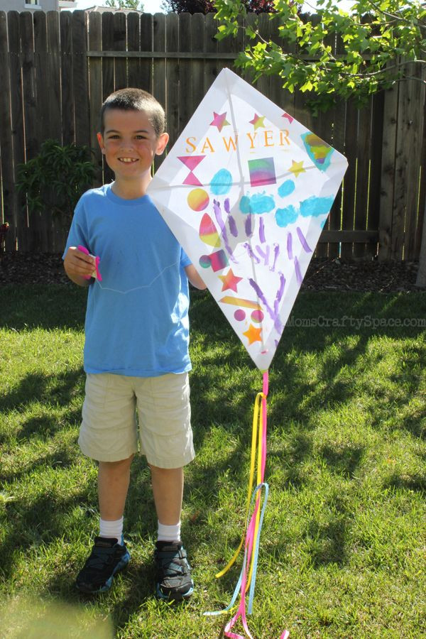 DIY Kites For Kids
 Kids Craft DIY Paper Kite Happiness is Homemade