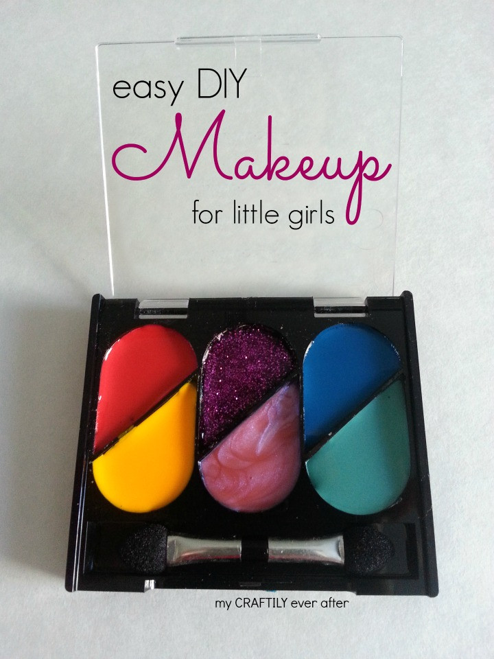 DIY Kits For Girls
 DIY pretend makeup kit for kids