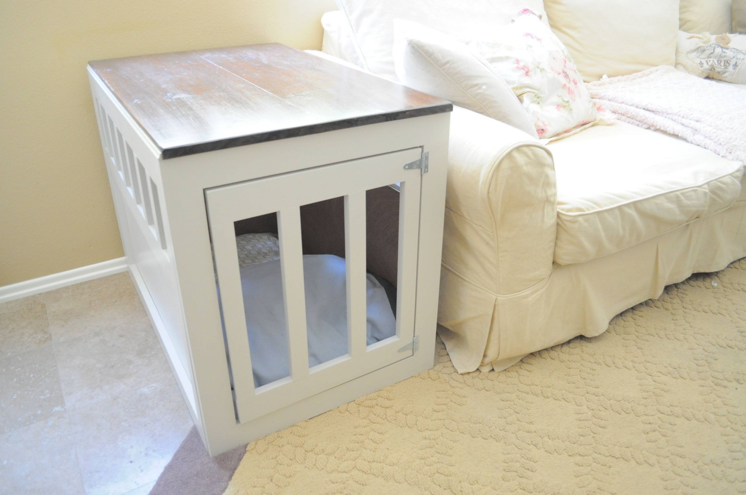 DIY Large Dog Crate
 Every Dog Owner Should Learn These 20 DIY Pet Projects