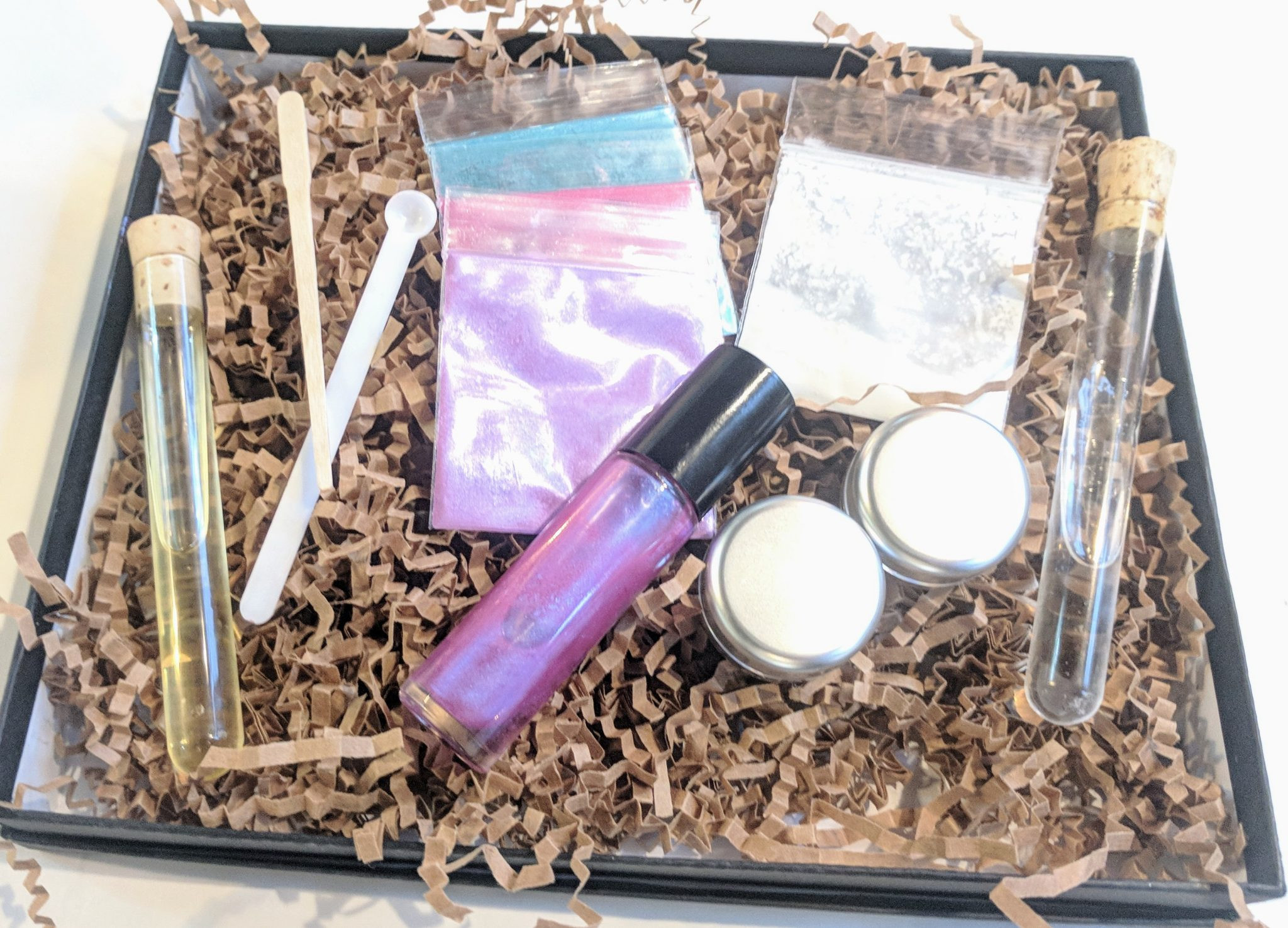 DIY Makeup Kit
 Kids DIY Lava Lip Gloss and Natural Mineral Makeup Kit