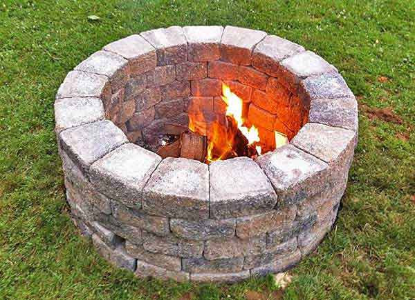 DIY Outdoor Fire Pits
 38 Easy and Fun DIY Fire Pit Ideas