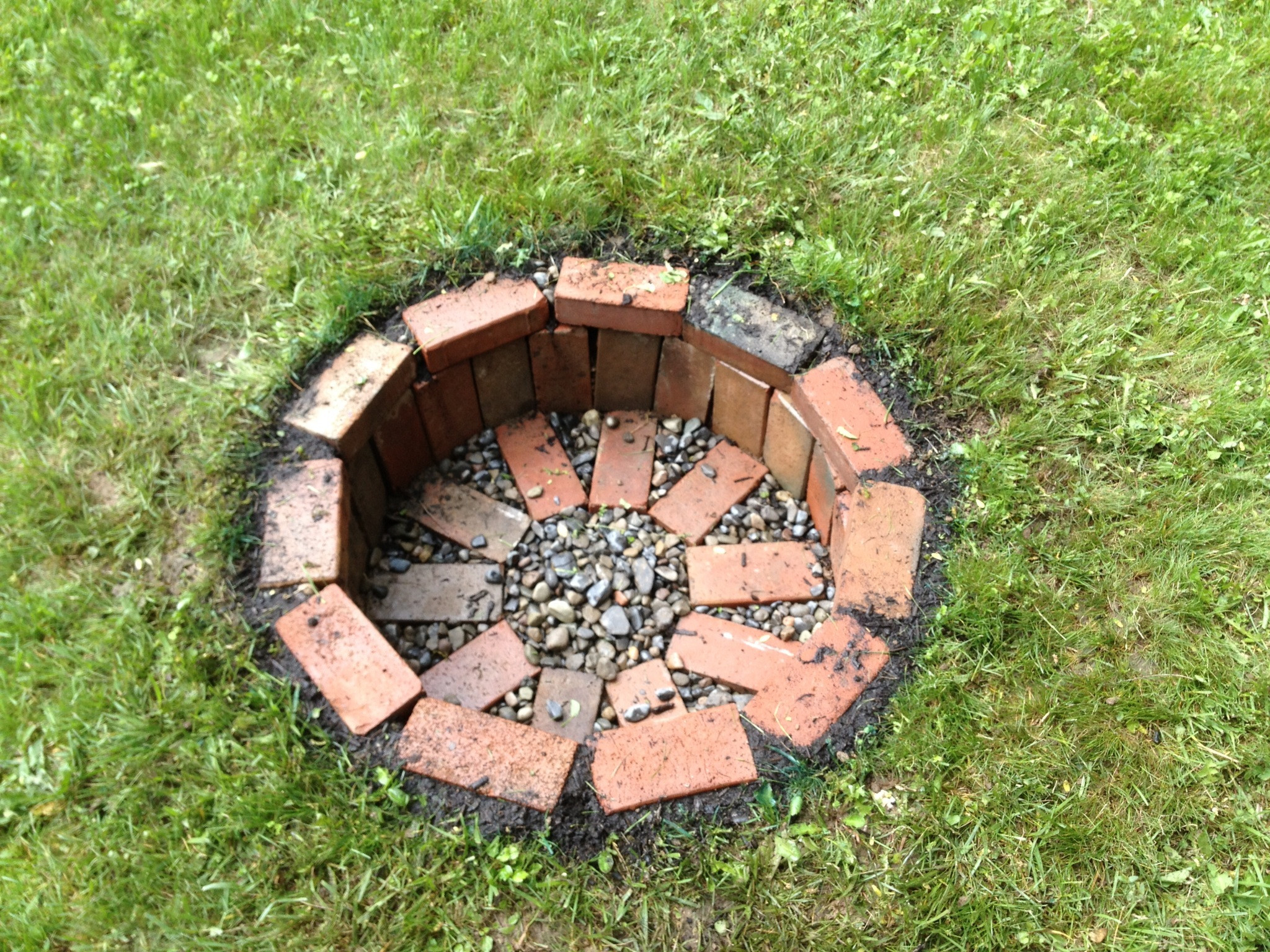 DIY Outdoor Fire Pits
 12 DIY Fire Pits For Your Backyard
