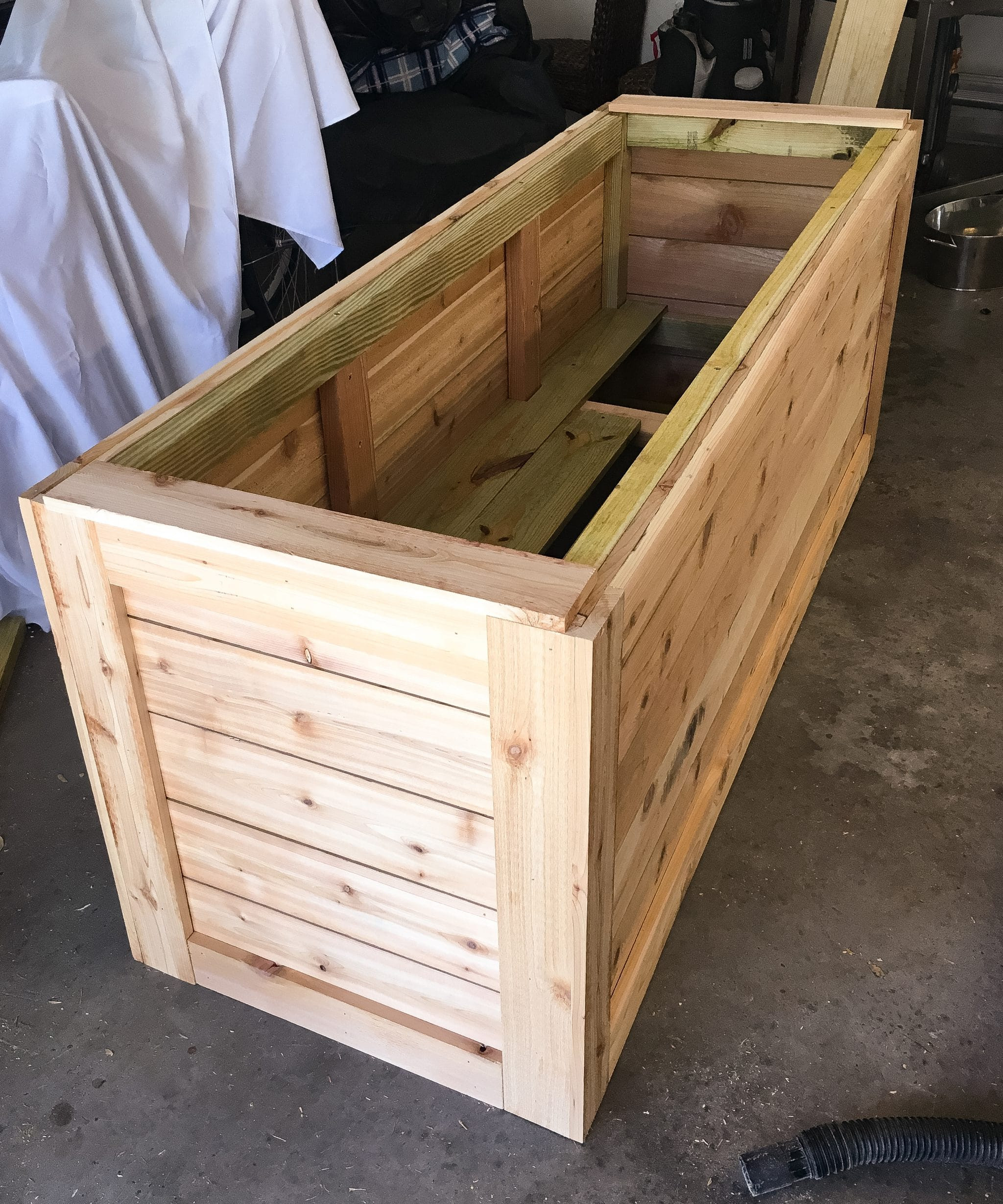 DIY Outdoor Planter Box
 BACKYARD DIY SERIES PART IIII Cedar Wood Planter Box