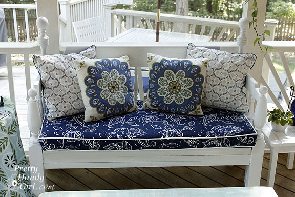 DIY Outdoor Seat Cushions
 Give Your Seats A Makeover With These 19 DIY Bench Cushions