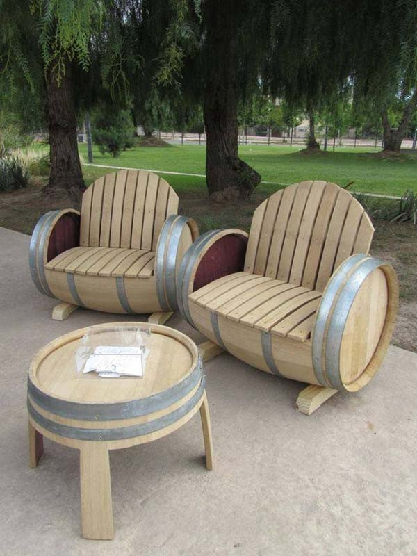 DIY Outdoor Seating Area
 26 Awesome Outside Seating Ideas You Can Make with