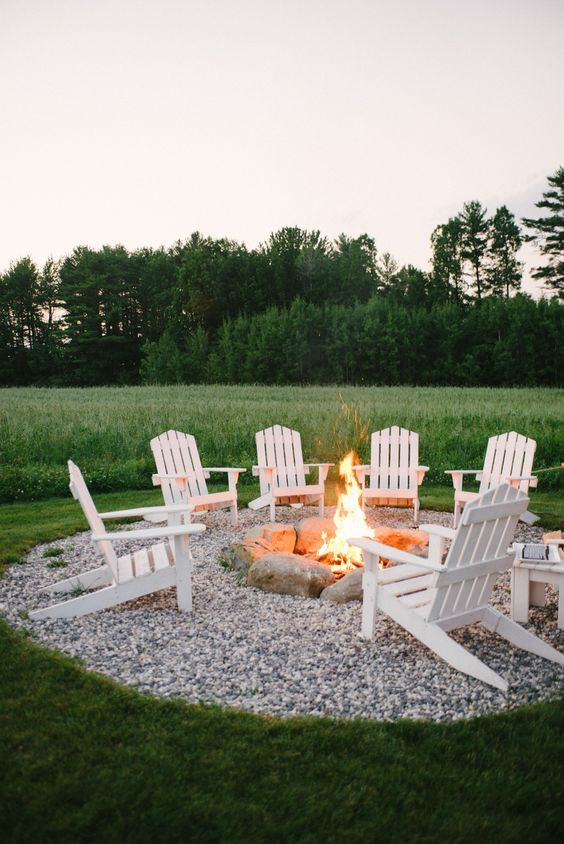 DIY Outdoor Seating Area
 Creative Fire Pit Designs and DIY Options