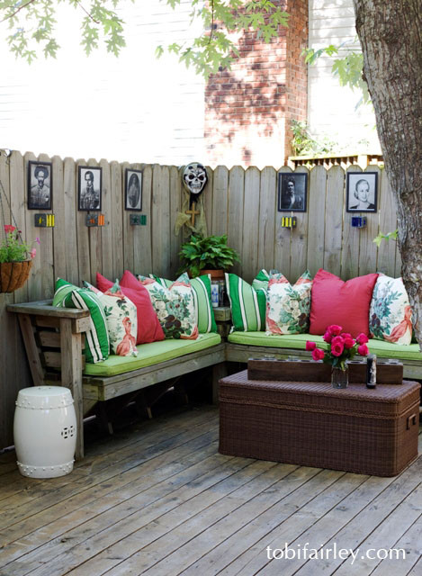 DIY Outdoor Seating Area
 18 Best DIY Outside Seating Ideas