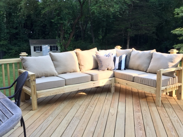 DIY Outdoor Sofa Cushions
 Ana White