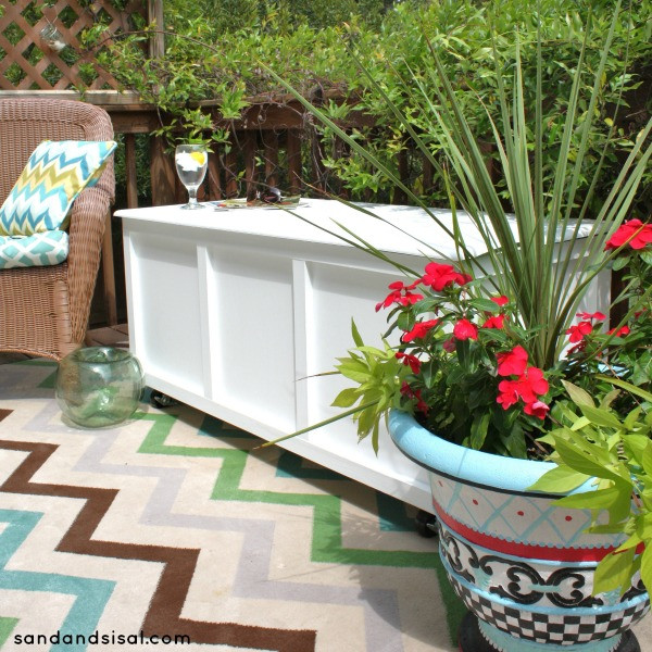 DIY Outdoor Storage Bench
 DIY Outdoor Storage Box Bench Sand and Sisal