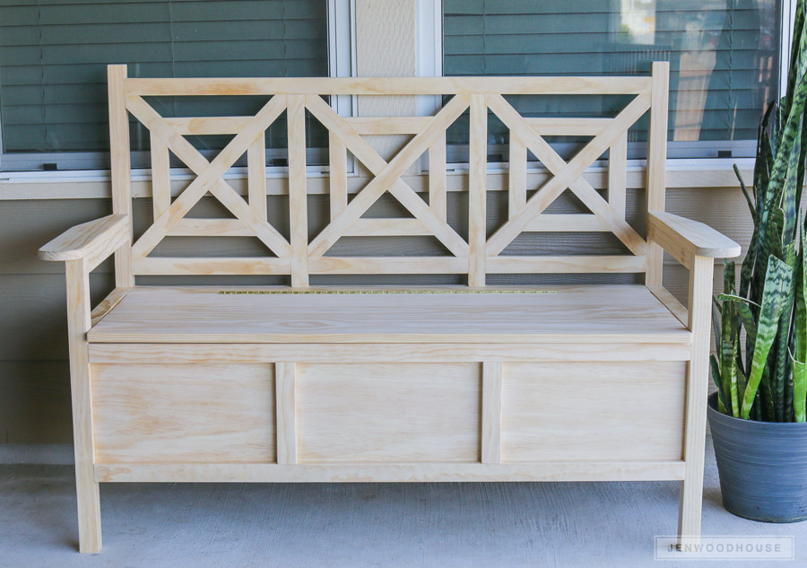 DIY Outdoor Storage Bench
 How To Build A DIY Outdoor Storage Bench
