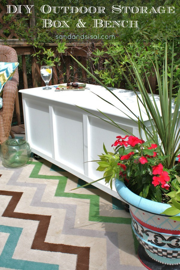 DIY Outdoor Storage Bench
 17 Magnificent DIY Outdoor Furniture Design Adding a Dash