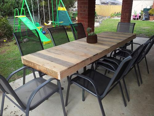 DIY Outdoor Table Top Ideas
 Uses of Pallets Outdoor Table