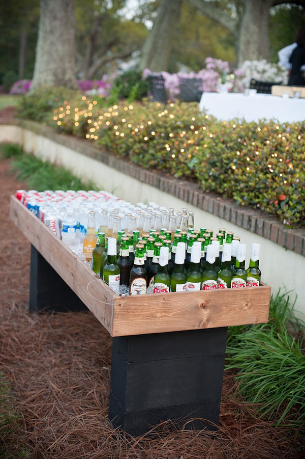 DIY Outdoor Table Top Ideas
 15 Creative Ways To Serve Drinks For Outdoor Wedding Ideas