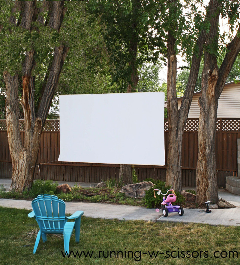 DIY Outdoor Theatre Screen
 How to Make Outdoor Movie Screen DIY & Crafts Handimania