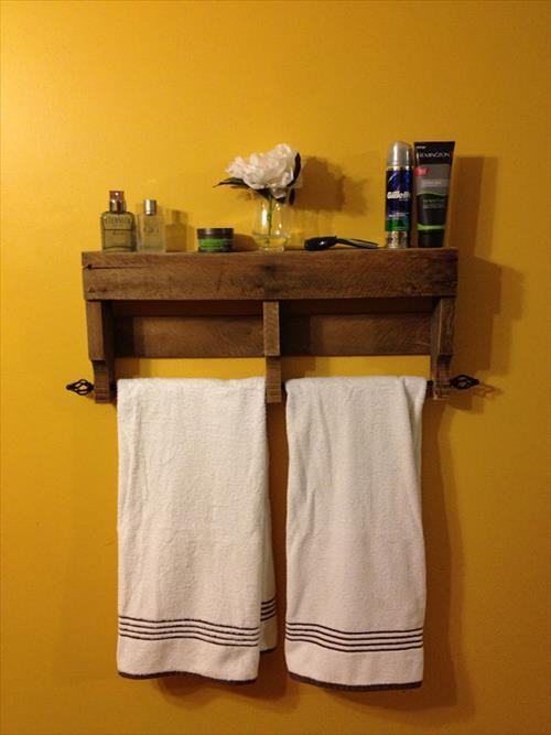 DIY Pallet Towel Rack
 DIY Pallet Towel Rack Wall Hanging