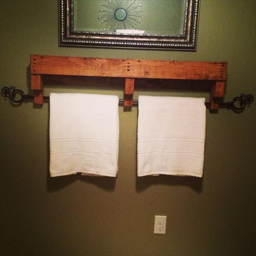 DIY Pallet Towel Rack
 DIY Pallet Towel Rack Wall Hanging