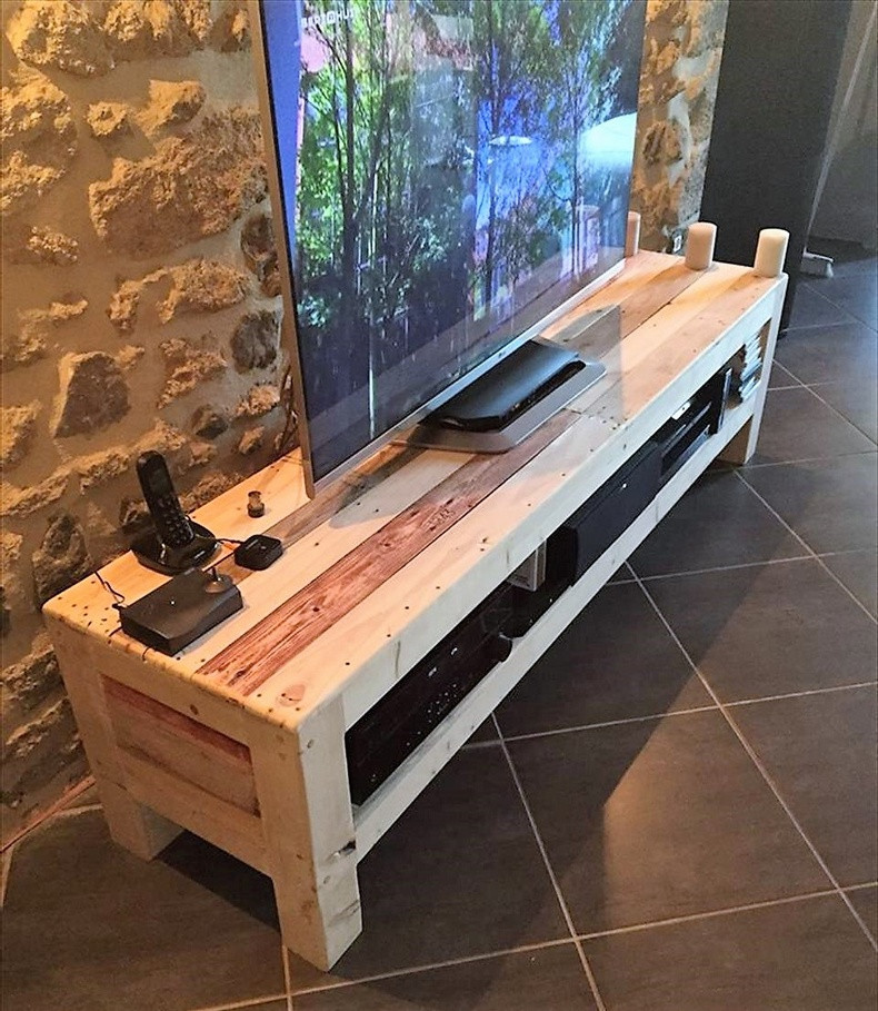 DIY Pallet Tv Stand Plans
 Eye Catching Ideas for Pallets TV Stands