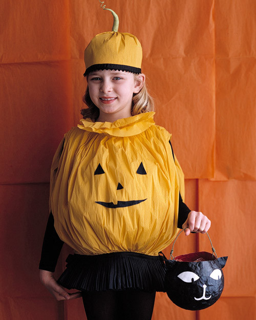 DIY Pumpkin Costume Toddler
 Paper Pumpkin Costume Step by Step