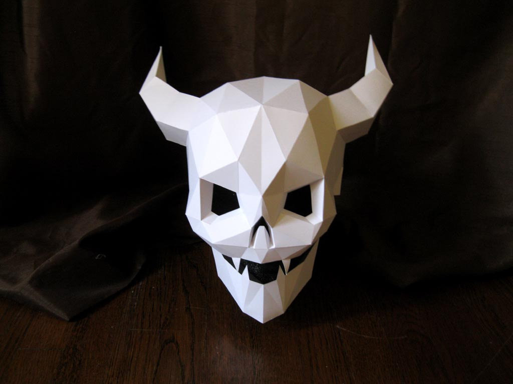 DIY Skull Mask
 Devil Skull Mask with Moving Mouth for Halloween DIY Pattern