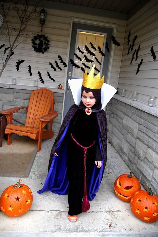 DIY Snow White Costume Toddler
 Dear Disney sometimes a little girl wants to dress up as