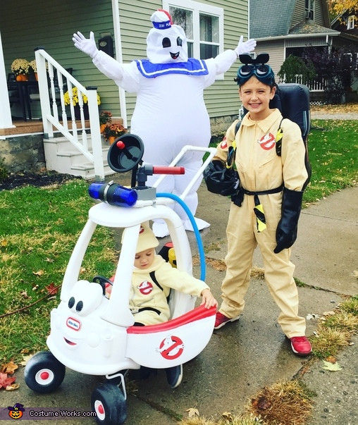 DIY Toddler Ghostbuster Costume
 Creative DIY Ghostbusters Family Costume
