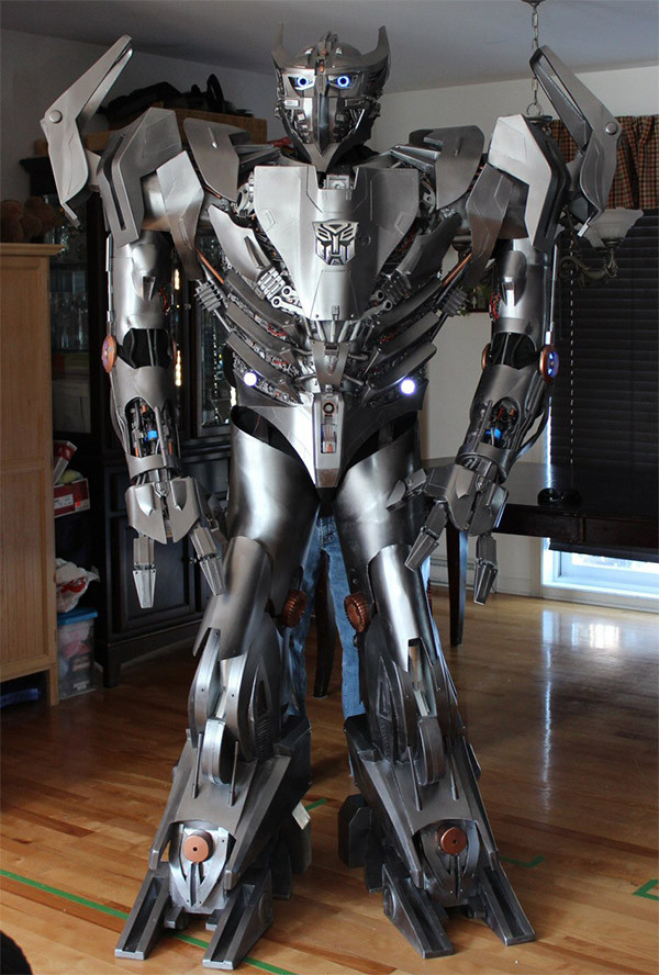 DIY Transformers Costumes
 Incredible Homemade Transformers Costume