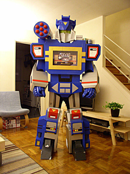 DIY Transformers Costumes
 Transformers Soundwave Costume 12 Steps with