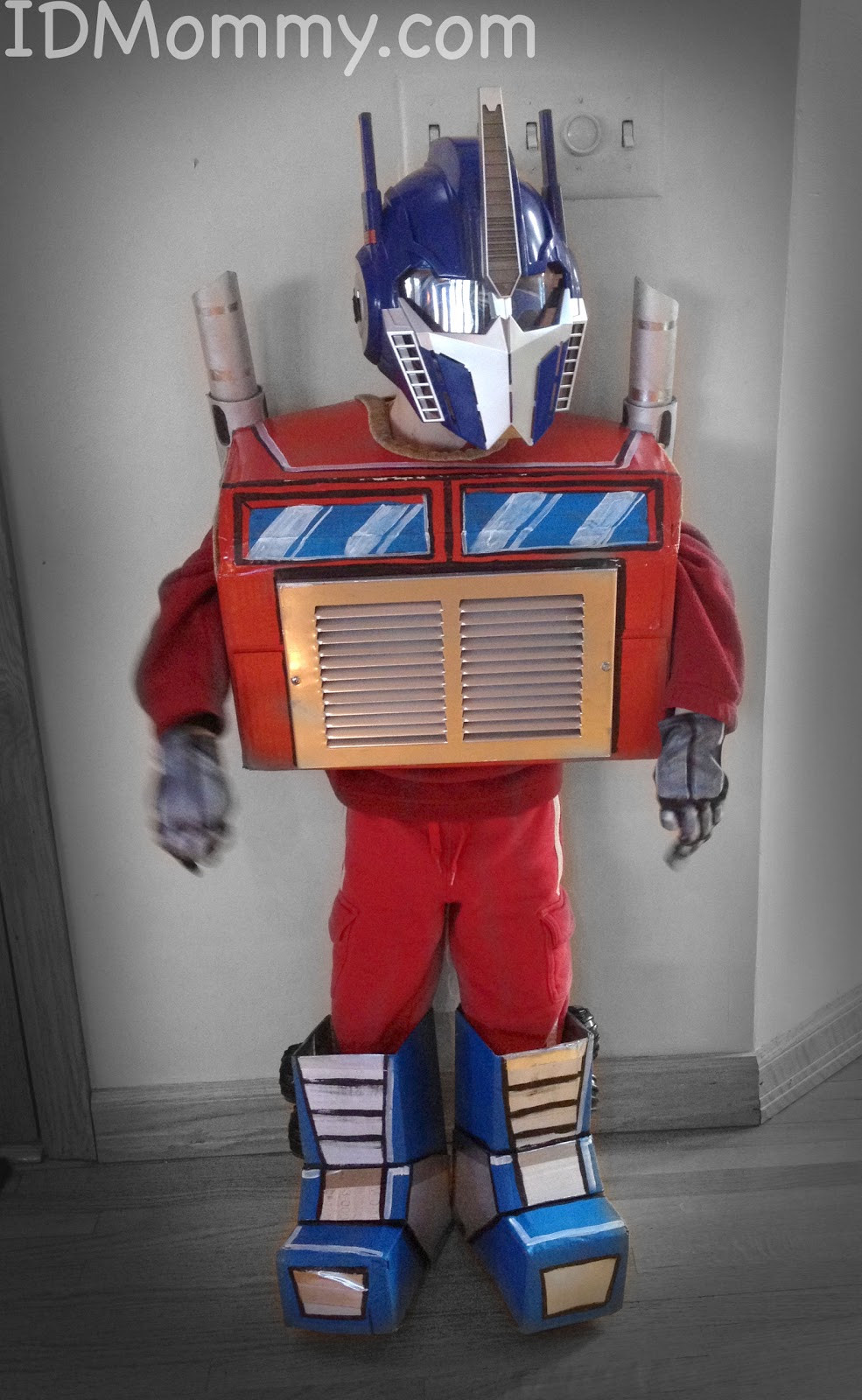 DIY Transformers Costumes
 ID Mommy DIY Mickey Mouse and Optimus Prime Transformer