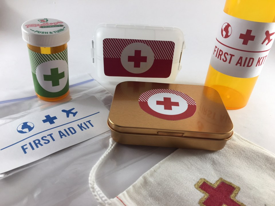 DIY Travel First Aid Kit
 DIY mini travel first aid kit what to pack and how to