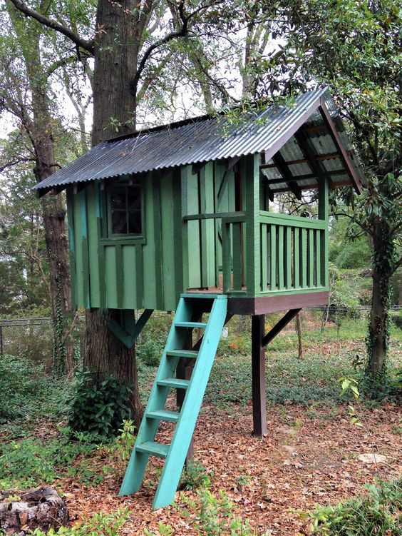 DIY Treehouse Kits
 13 Tree Houses Your Kids Will BEG You to Build Glue