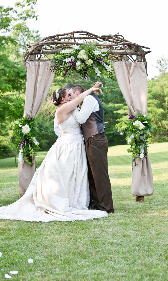 DIY Wedding Arbor
 DIY Southern WeddingTruly Engaging Wedding Blog