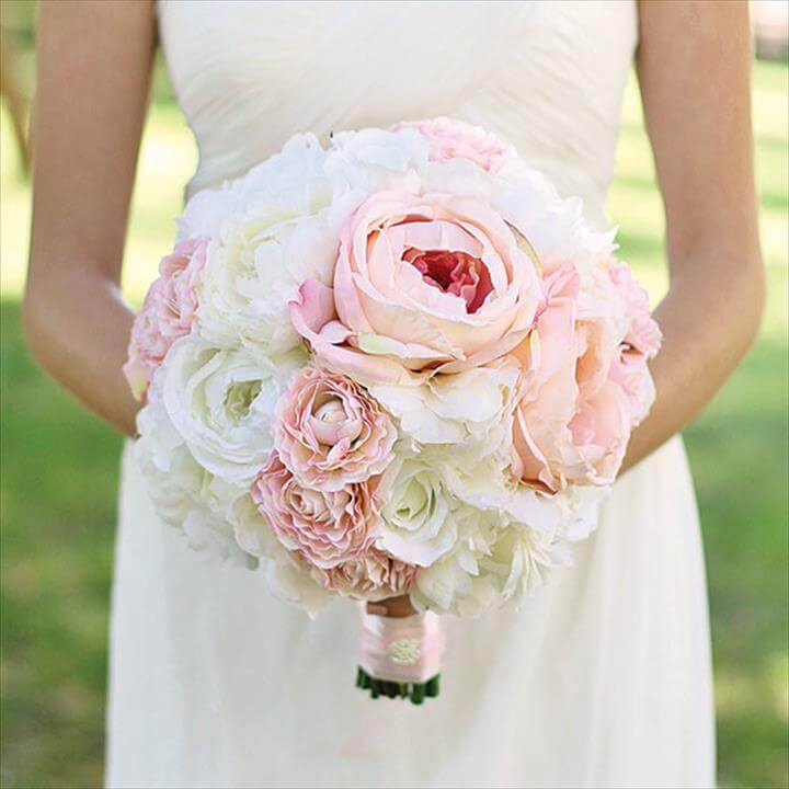 DIY Wedding Bouquet Fake Flowers
 21 Homemade Wedding Bouquet Ideas
