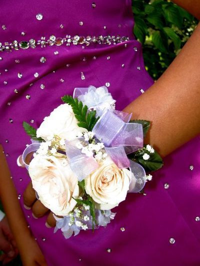 DIY Wedding Corsages
 Easy Wrist Corsage Tutorial in 2019 Wedding idea