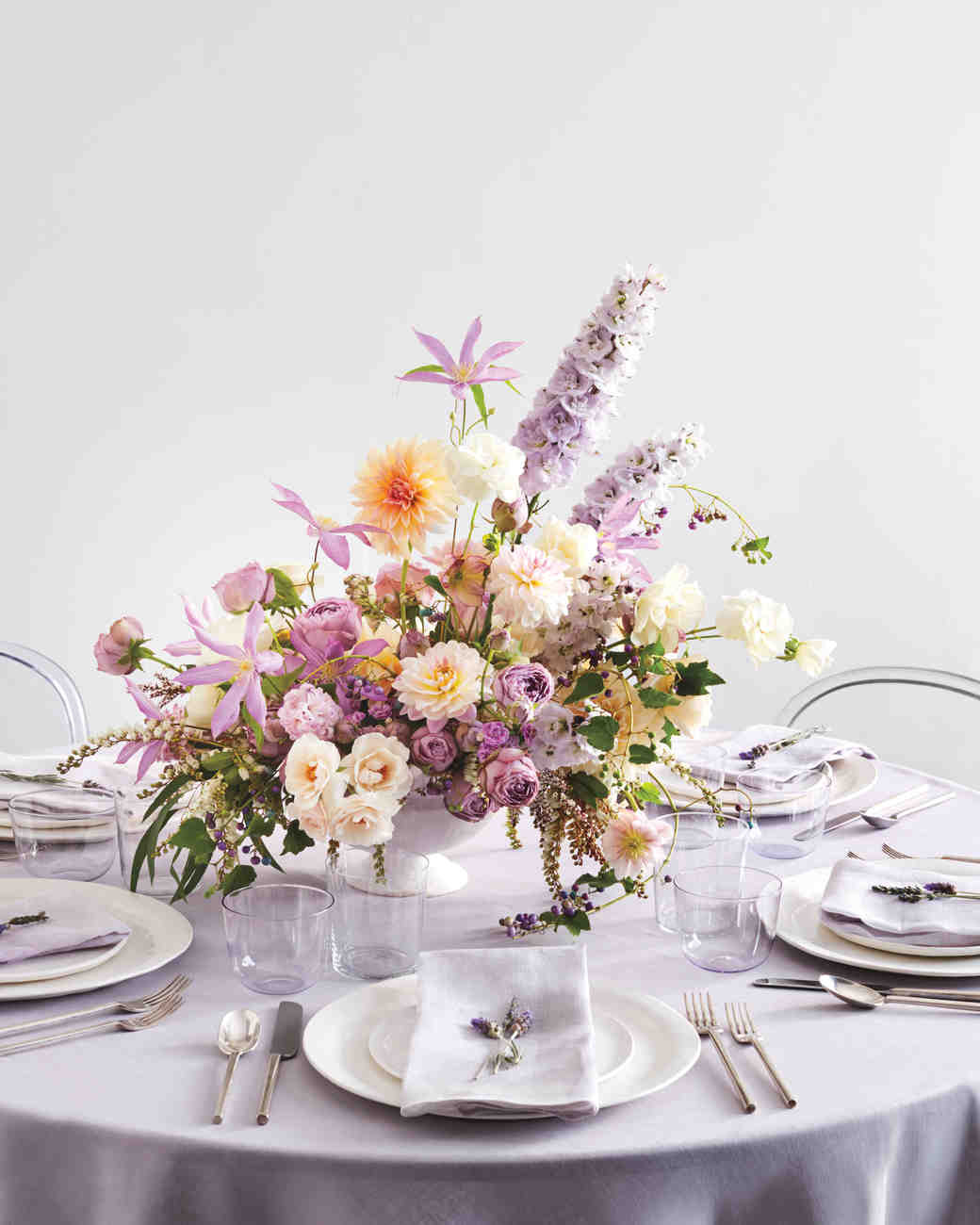 Diy Wedding Flower Centerpieces
 23 DIY Wedding Centerpieces We Love
