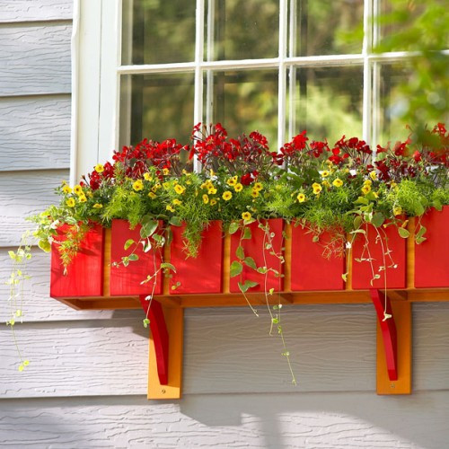 DIY Window Flower Boxes
 15 Cool DIY Window Boxes With Tutorials Shelterness