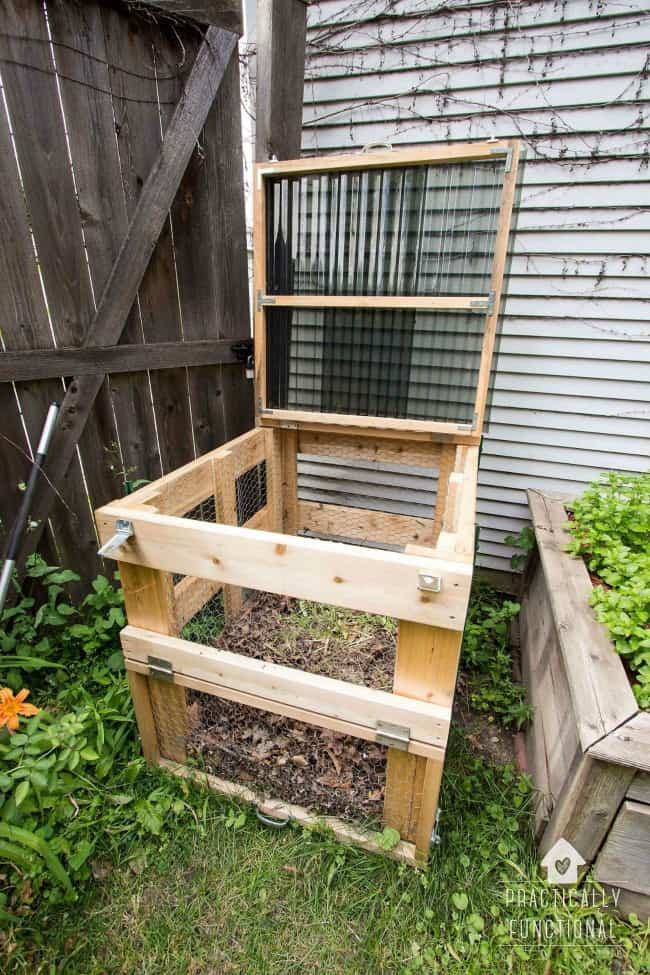 DIY Wood Compost Bin
 20 Creative Beginner Woodworking Projects for the Serial DIYer